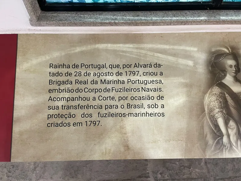 Painel sobre D. Maria I, que criou a Brigada Real da Marinha em 1797